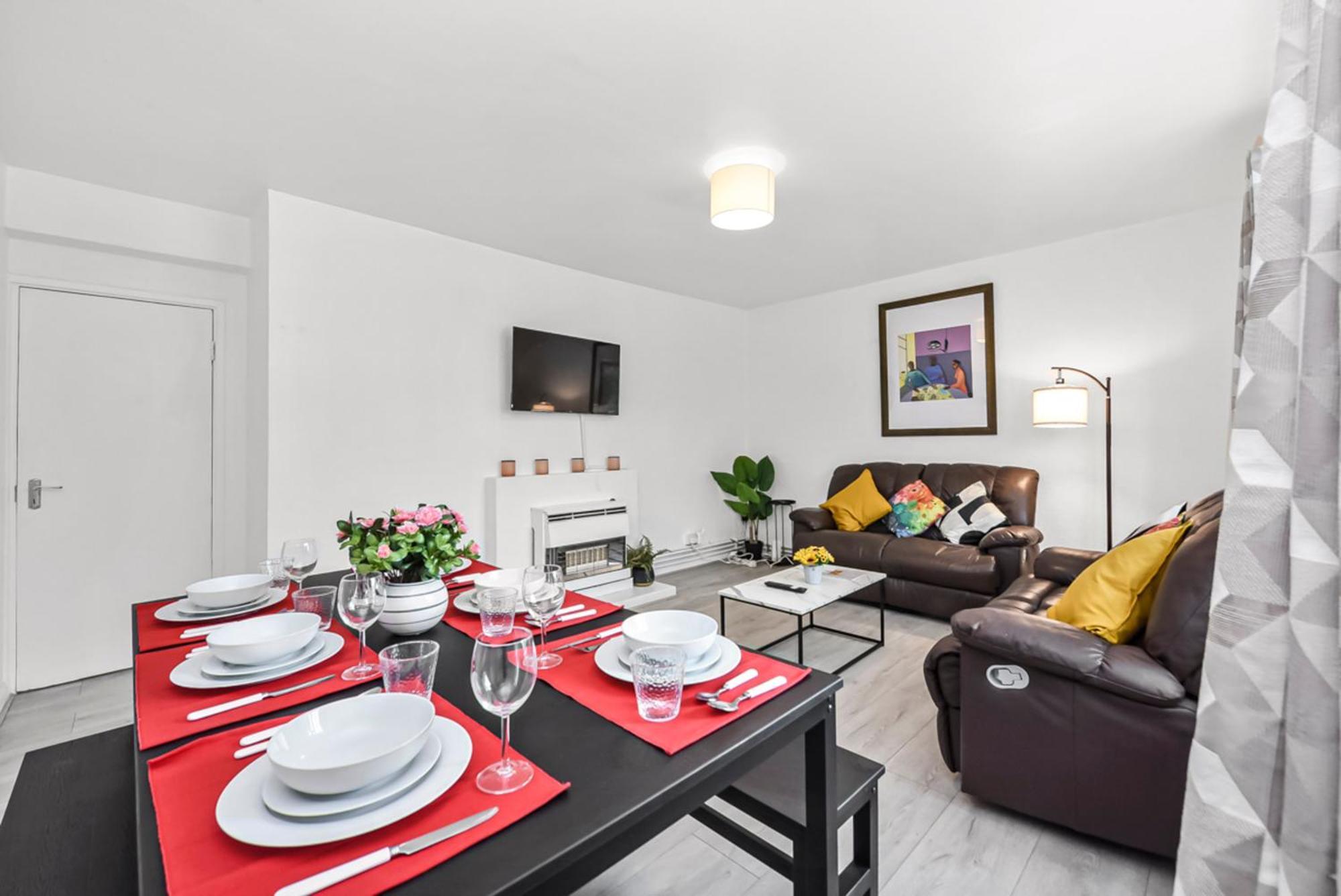 3 Bedroom Flat In Wandsworth * Londra